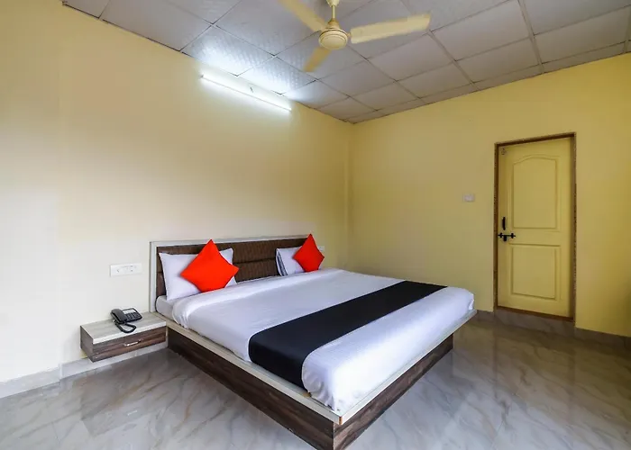 Hotel O By Oyo Dwarka Lodge
