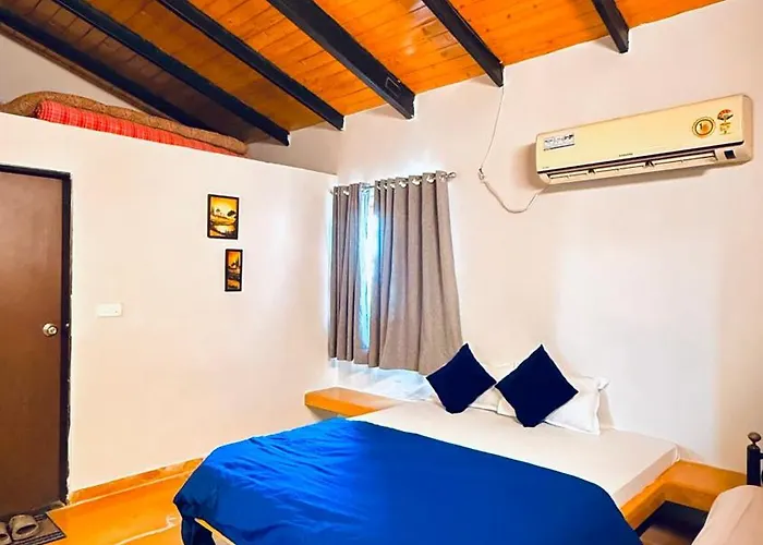 Eze Nof - A Hilltop Villa With 360º Water View Nashik