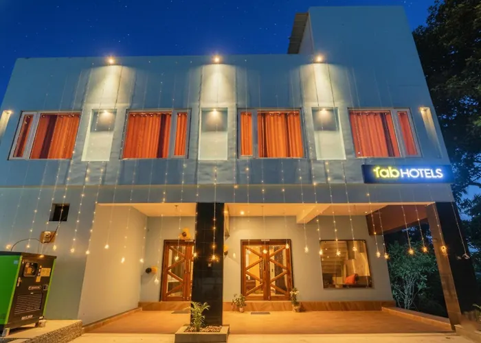 Fabhotel Blueark Lucknow