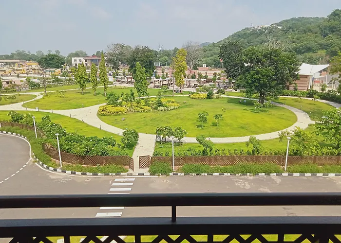 Ramada Encore By Wyndham Statue Of Unity