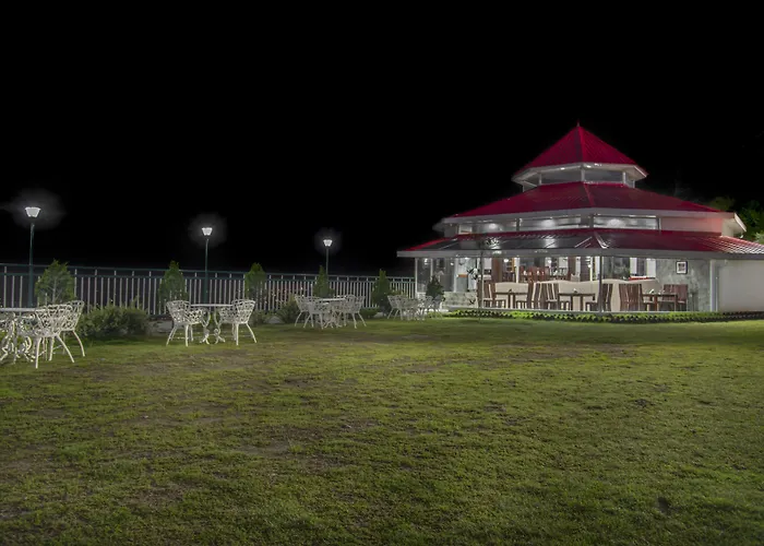 Echor - The Koti Village Resort Kufri