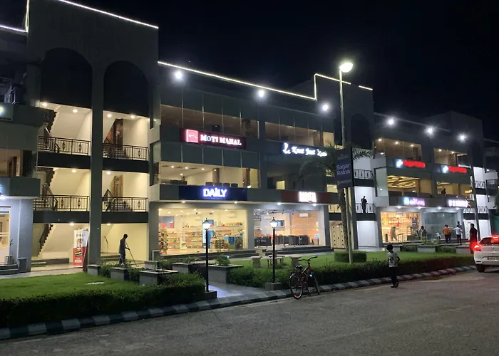 Country Inn Hotels & Resorts Vrindavan