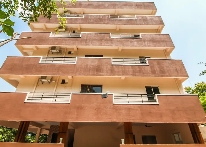 Itsy Hotels Riyas Grand