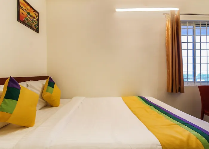 Itsy Hotels Riyas Grand
