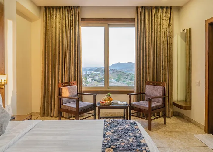 Hotel Paandora Grand,Udaipur