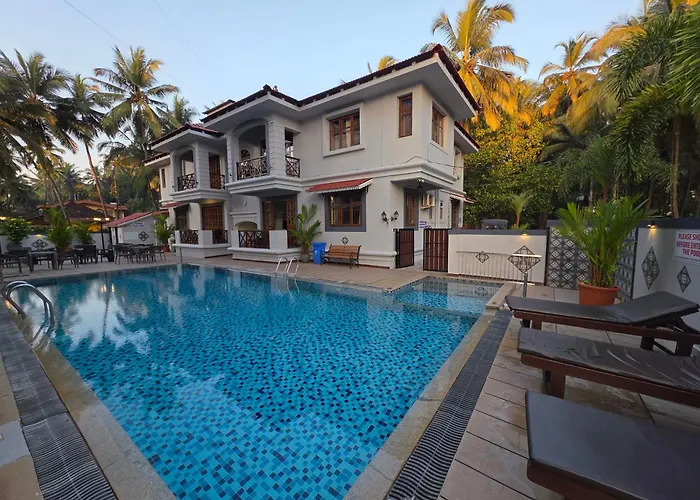 Coastal Suites Apart Hotel ---- 10 Minutes Walk To Beach