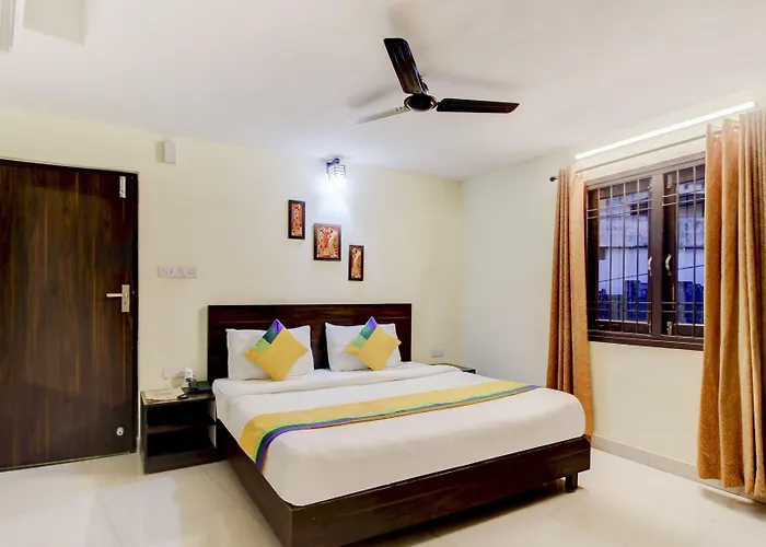 Itsy Hotels Royal Monarch