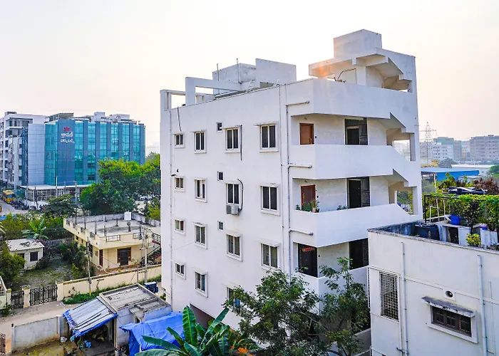 Fabhotel Q Suites - Nr Kavuri Hills, Madhapur
