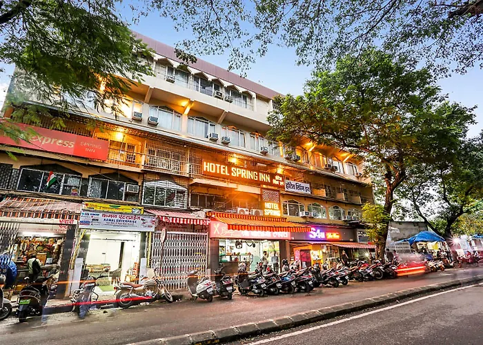 Fabhotel Spring Inn - Nr Borivali Station