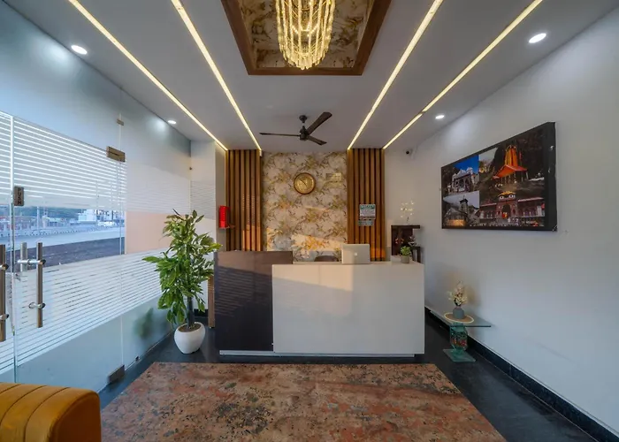 Perfectstayz Premium Shanti Heritage Near Harkipauri