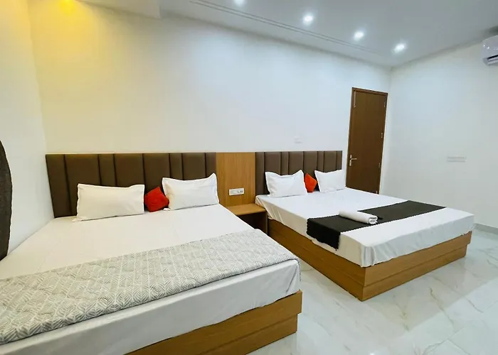 Hotel Pilgrim Near Golden Temple