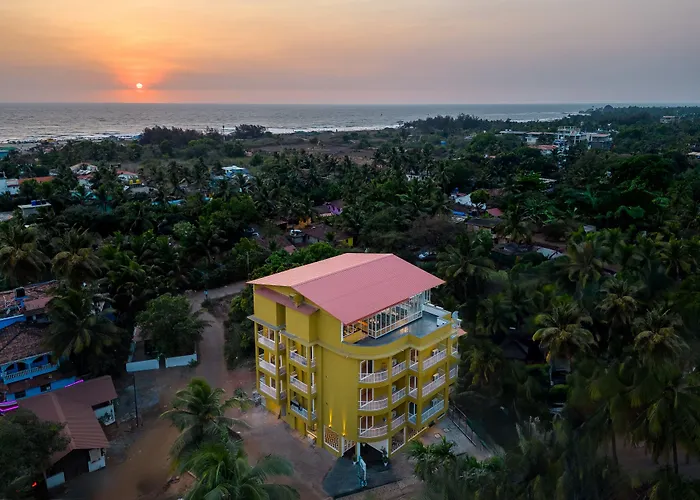 Bedzzz Xclusiv Morjim, Goa By Leisure Hotels