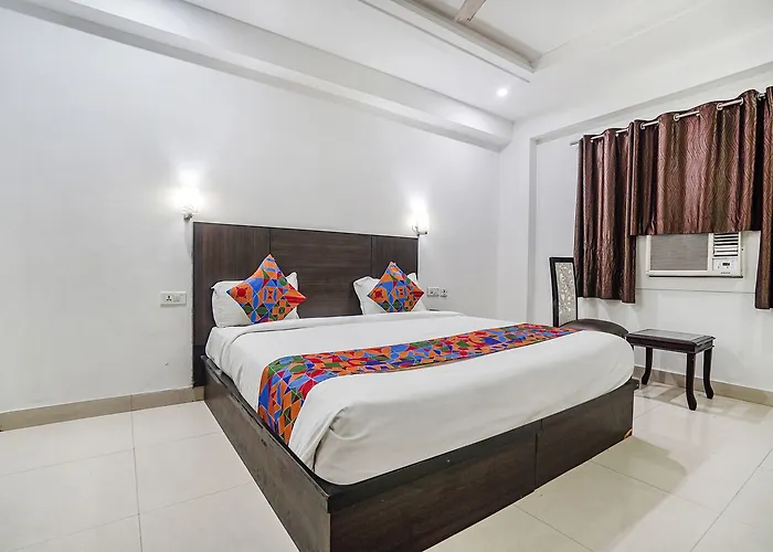 Fabhotel Idea Inn