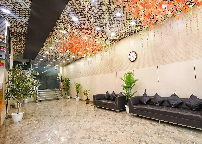 Fabhotel The Crystal Palace - Rohini Delhi 