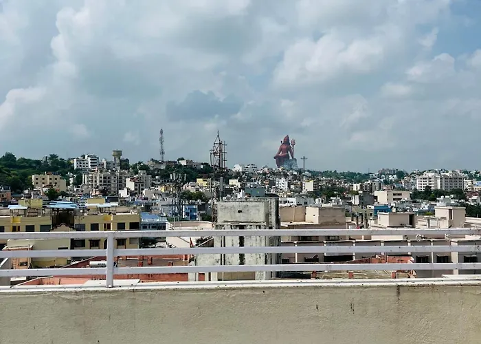 Hotel Chandram - 450Mtr I 10Min Walking From Shreenath Ji Temple Nathdwara 966O9O1Oo6