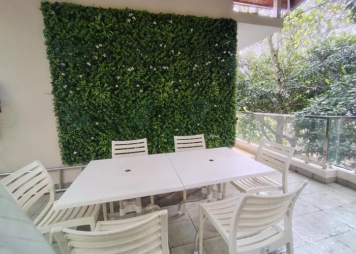 Alphineglow Hotel