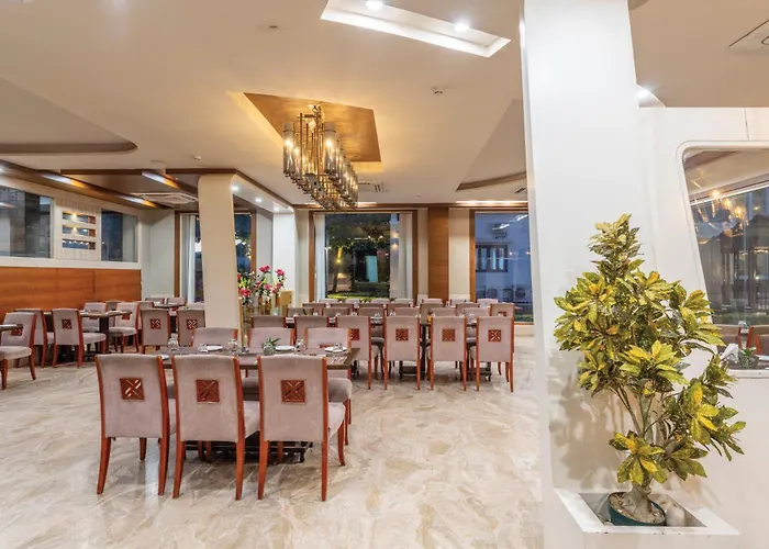 Lariya Resort