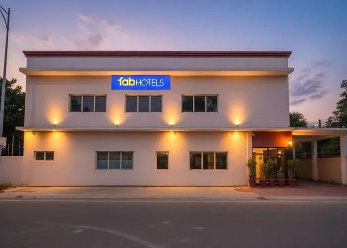 Fabhotel The Dayal - 5 Km From Agra Fort