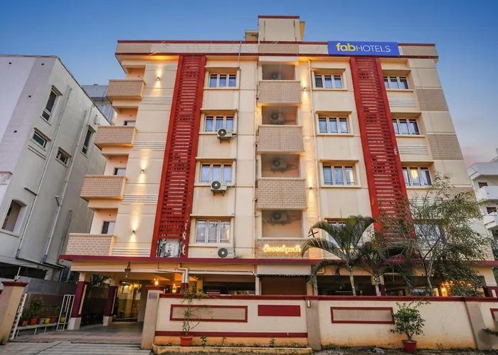 Fabhotel Q Suites - Nr Kavuri Hills, Madhapur