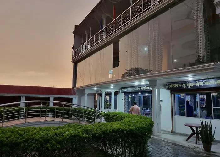 Hotel New Gurudeo Basera And Family Restaurant