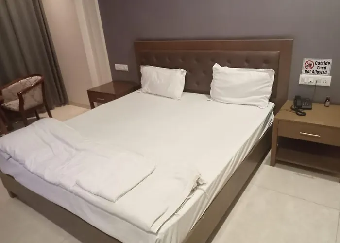 Hotel Atharva