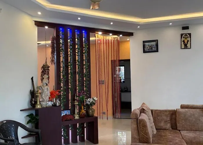 3Bhk Radhas Residence Inn, Near Alappuzha Beach