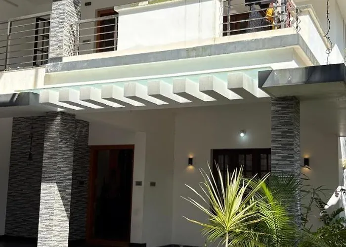 3Bhk Radhas Residence Inn, Near Alappuzha Beach