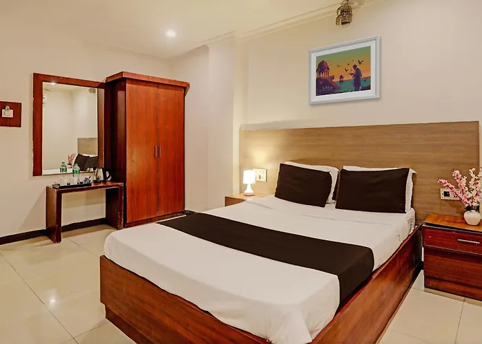 Hotel O Vaishnavi Park