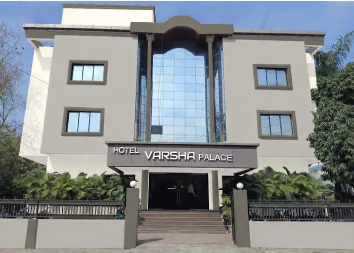 Hotel Varsha Palace Chhatrapati Sambhajinagar