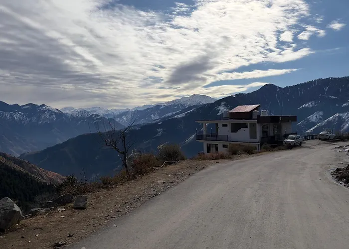 Grand Kailash View Homestay -Near Khajjiar