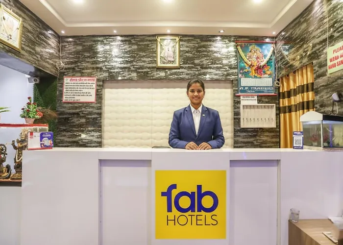 Fabhotel Shri Ram Kashi