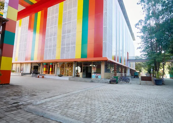 Hotel Sai Palkhi Niwara Shirdi