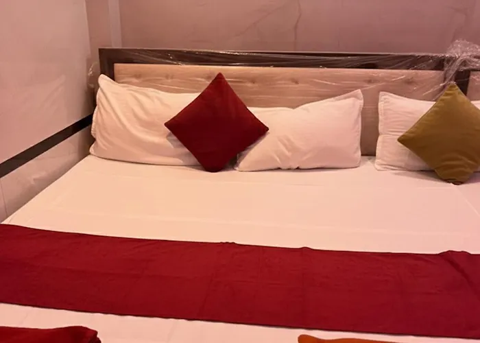 Hotel Vijay Palace- Near Ram Mandir Ayodhya