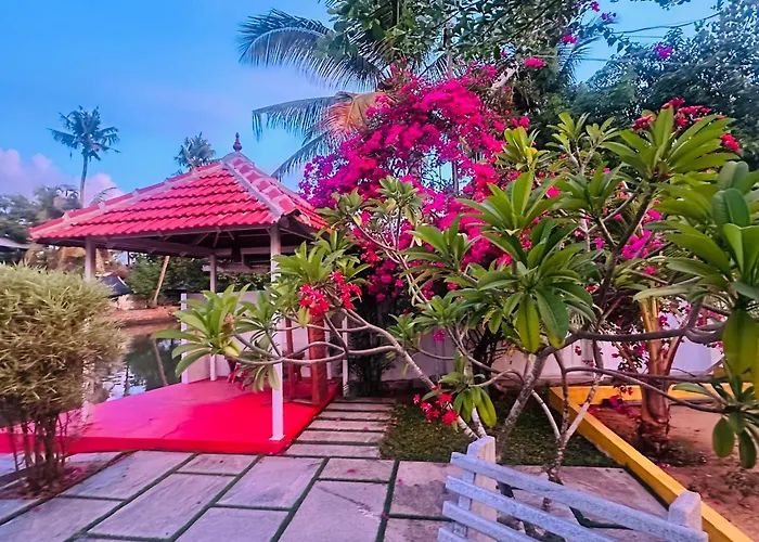 Casa De Canoli - A Private Backwater Villa