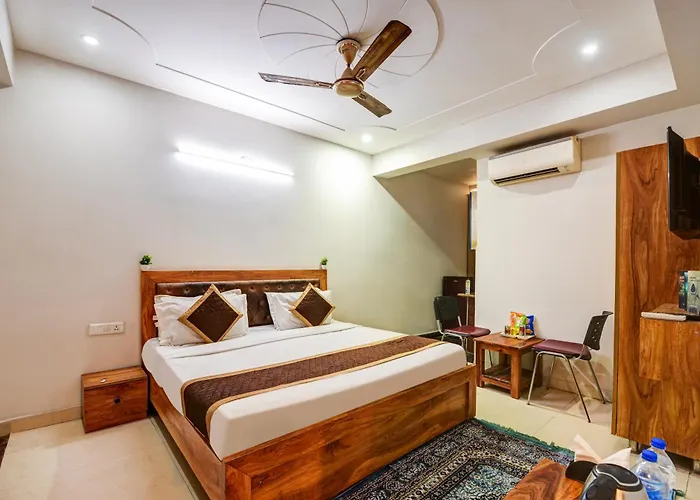 Hotel Maharaja Suites - 1 Minute From Medanta - The Medicity Best Hospital In Gurugram
