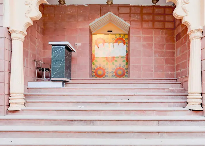 Palette By Checkin Heritage Varanasi Retreat