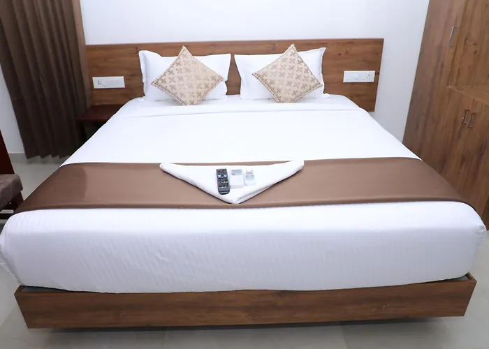 Aura Airport Hotel