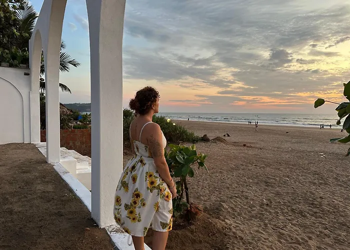 Borrbo Beach Hostel Gokarna