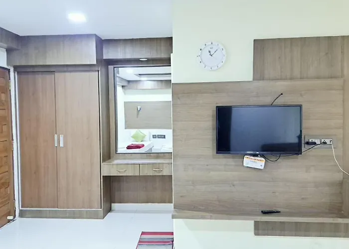 Hotel Grand Meridian By Go2 Hotels & Resorts