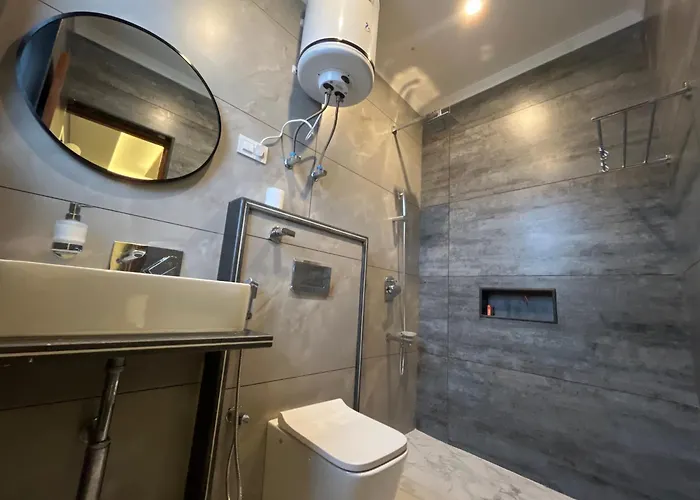 Razain Suites