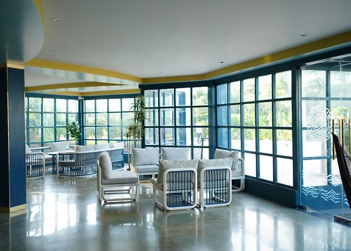 Shoreland Leisure Stays