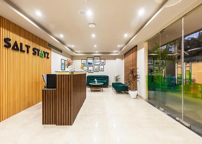 Saltstayz Premier- Medicity Sector 39