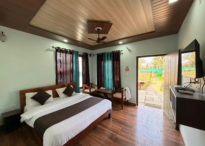 Saurabh Inn