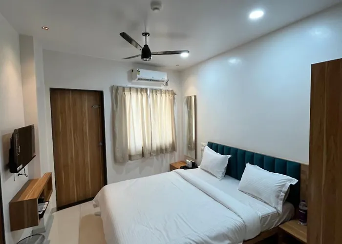 Hotel Lotus Suites