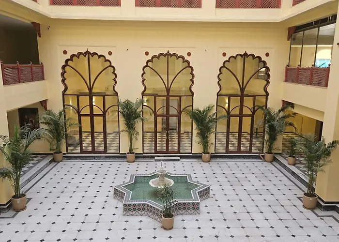 Hotel Ranavilas Palace
