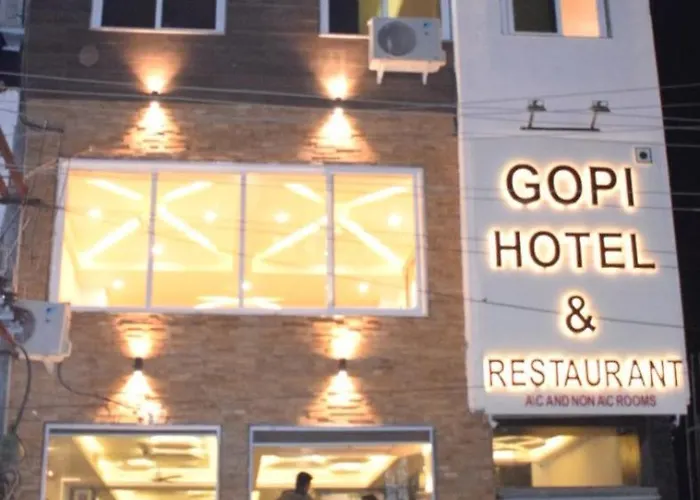 Gopi Hotel And Restaurant