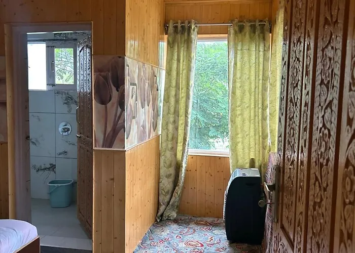 New Kashmir Inn