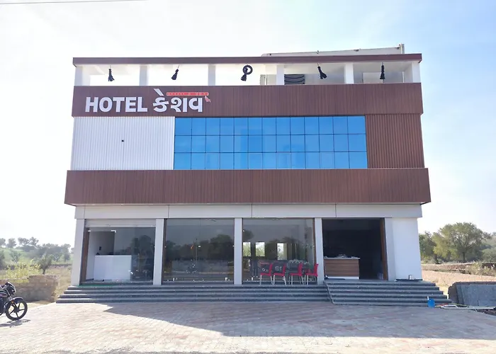 Hotel Keshav