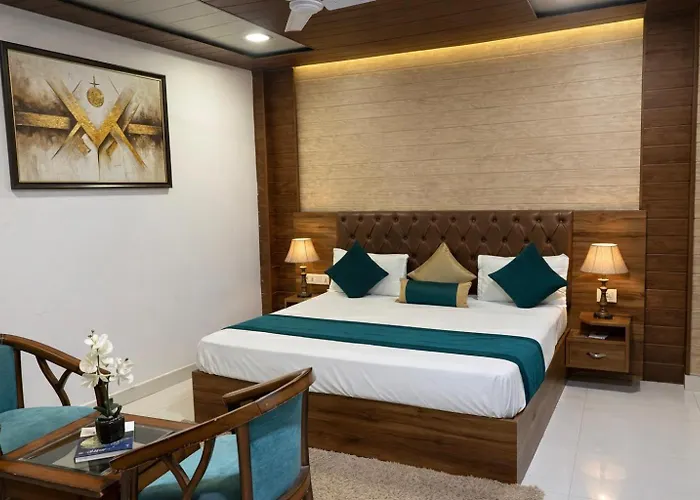 Hotel E- Bellemount Palace Near Airport Free Airport Pick Up & Drop