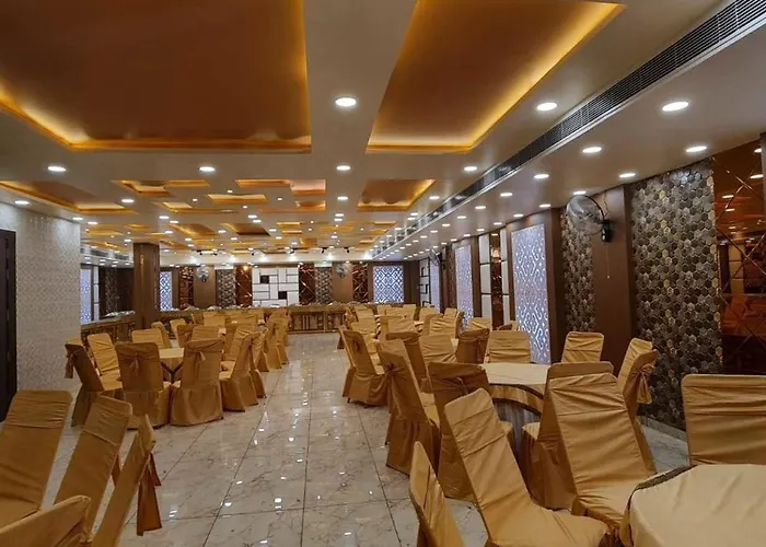 Hotel Om Shivay Raebareli